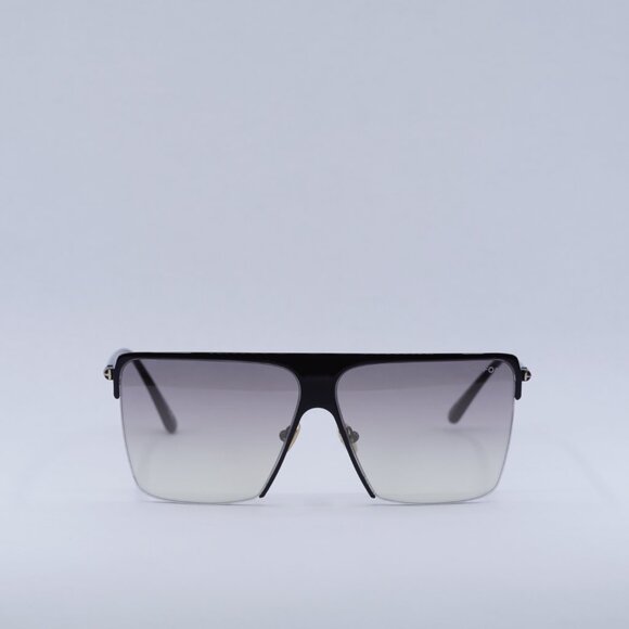 🕶️ New Tom Ford Sofi FT0840 01C Sunglasses - Black Frame, Smoke Mirror Lenses - Picture 2 of 11